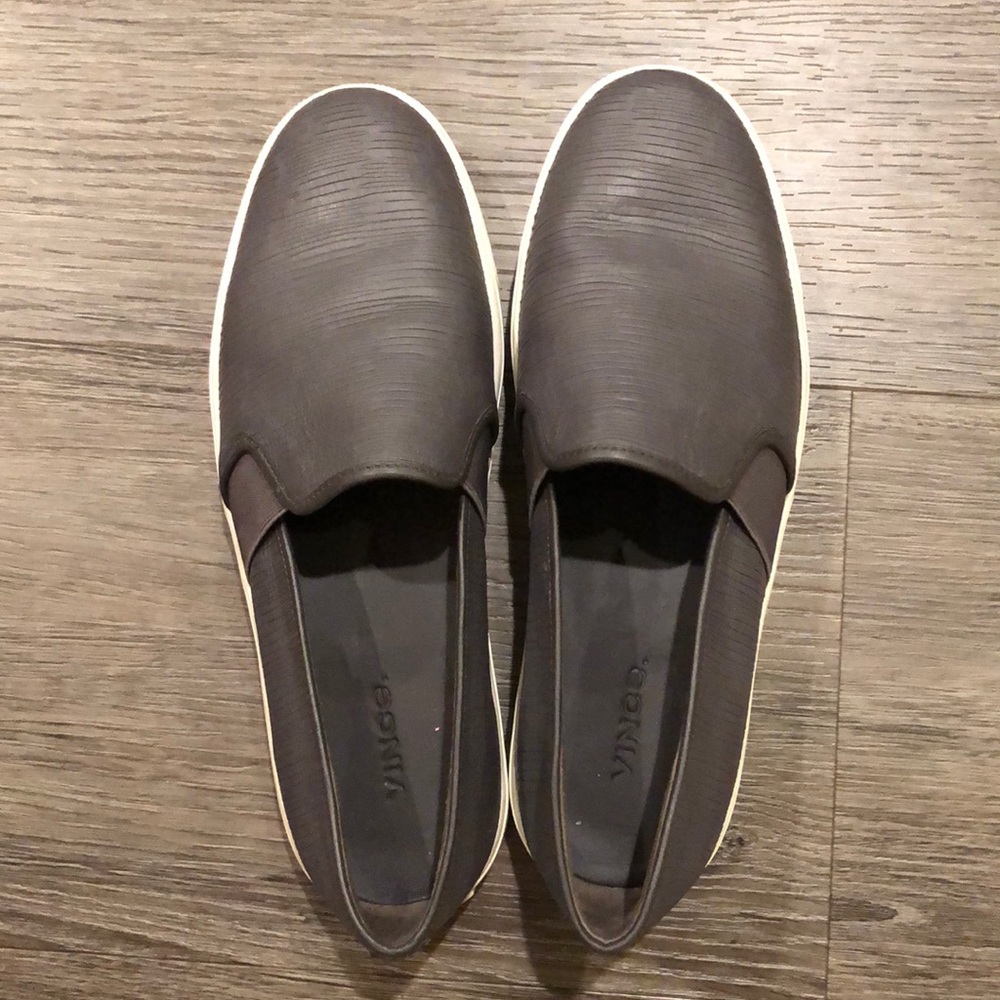 VINCE Blair leather slip on sneakers 7.5 women’s